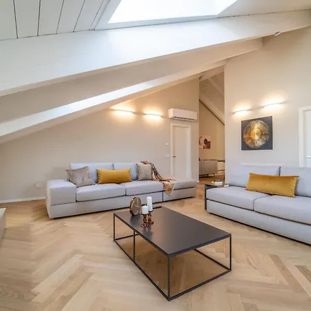 Lägenhet Timeless Residences Where History Meets Luxury - The House Of Travelers