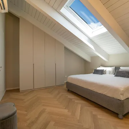 Apartment Timeless Residences Where History Meets Luxury - The House Of Travelers Como