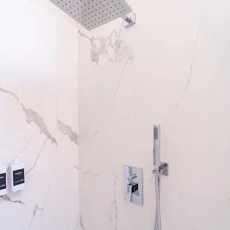 Timeless Residences Where History Meets Luxury - The House Of Travelers Apartment