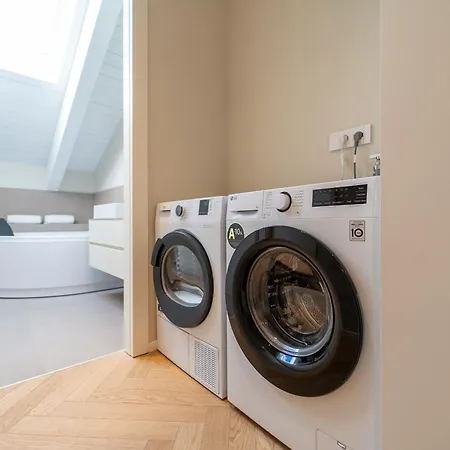 Lägenhet Timeless Residences Where History Meets Luxury - The House Of Travelers Como