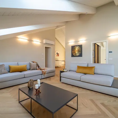 Apartman Timeless Residences Where History Meets Luxury - The House Of Travelers Como