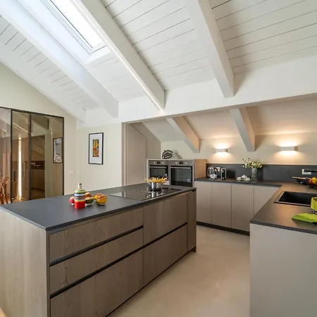 Apartman Timeless Residences Where History Meets Luxury - The House Of Travelers Como