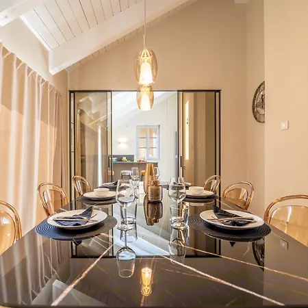 شقة Timeless Residences Where History Meets Luxury - The House Of Travelers