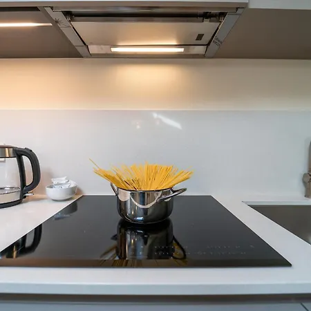 شقة Timeless Residences Where History Meets Luxury - The House Of Travelers *